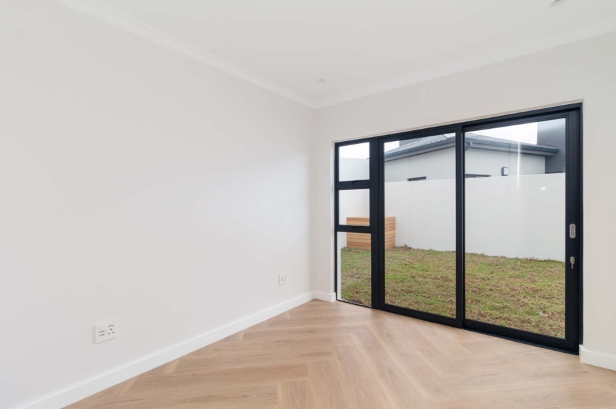 4 Bedroom Property for Sale in Sandown Western Cape